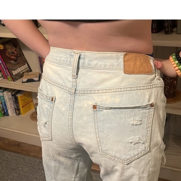 🍀5/$25🍀 Loft 82 light wash distressed denim jeans - Picture 5 of 11